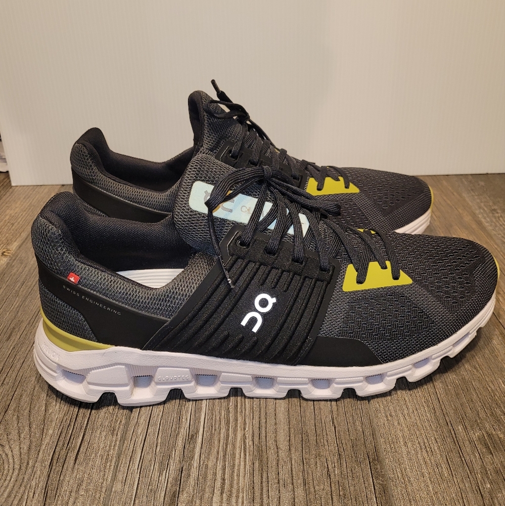 On Cloud Running Shoes men sz 11.5